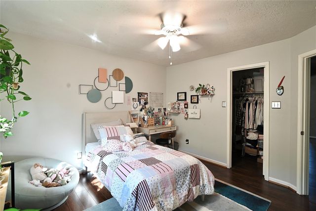 8163 Dune Brook Drive, Houston, TX 77089