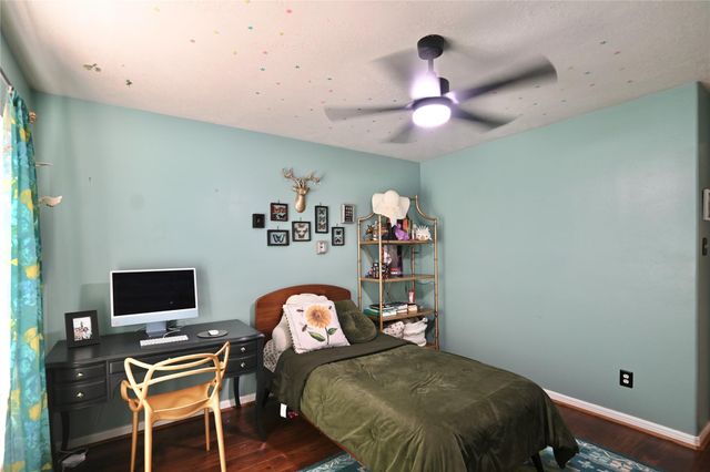 8163 Dune Brook Drive, Houston, TX 77089