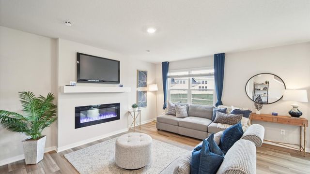 1063 Daisy Lane, Waukee, IA 50263