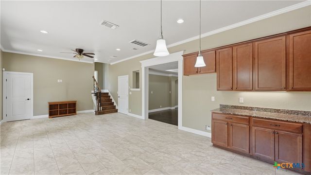 295 N West End Avenue, New Braunfels, TX 78130