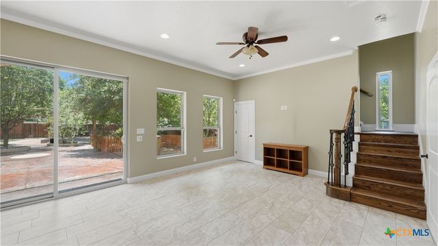 295 N West End Avenue, New Braunfels, TX 78130