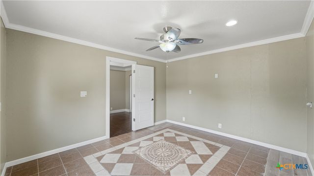 295 N West End Avenue, New Braunfels, TX 78130