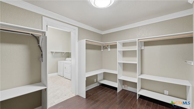 295 N West End Avenue, New Braunfels, TX 78130