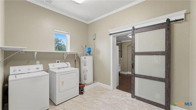 295 N West End Avenue, New Braunfels, TX 78130