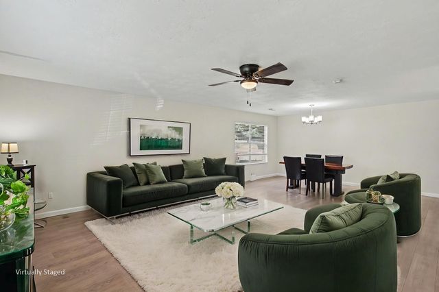 6507 Grant Drive, Magnolia, TX 77354