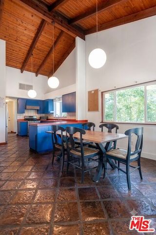 1458 Sutherland Street, Los Angeles, CA 90026