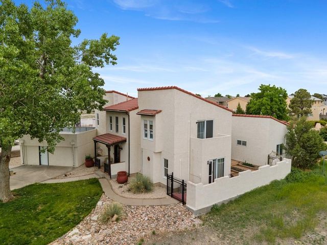 817 E Clarion Dr, Pueblo West, CO 81007
