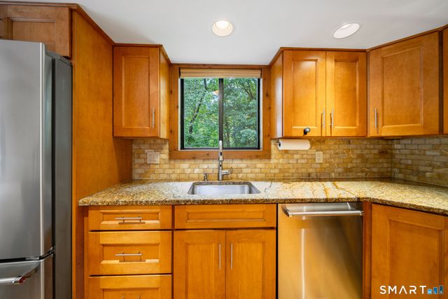 273 Scatacook Lane, Southbury, CT 06488