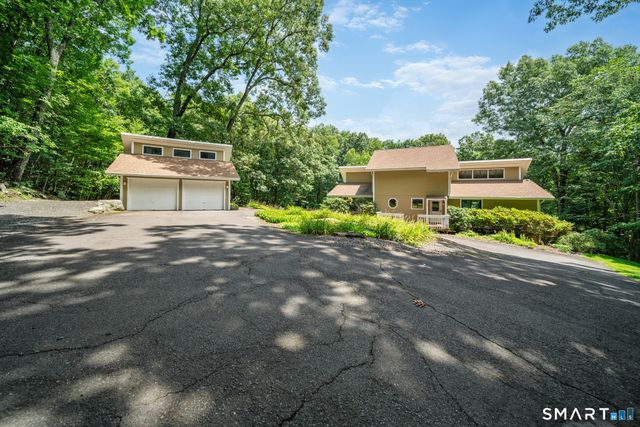273 Scatacook Lane, Southbury, CT 06488