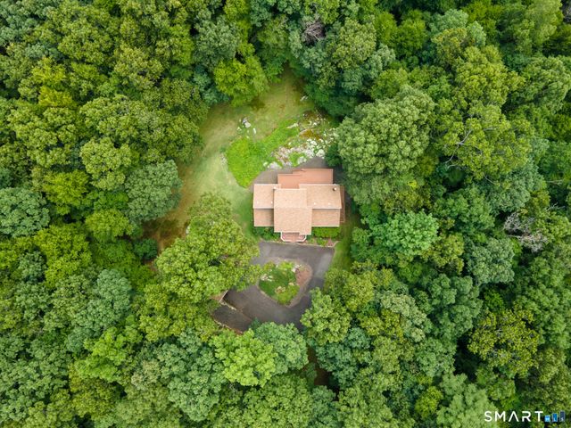 273 Scatacook Lane, Southbury, CT 06488