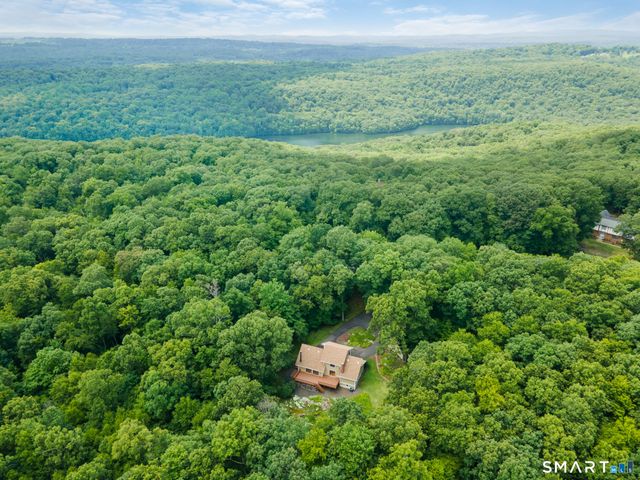 273 Scatacook Lane, Southbury, CT 06488