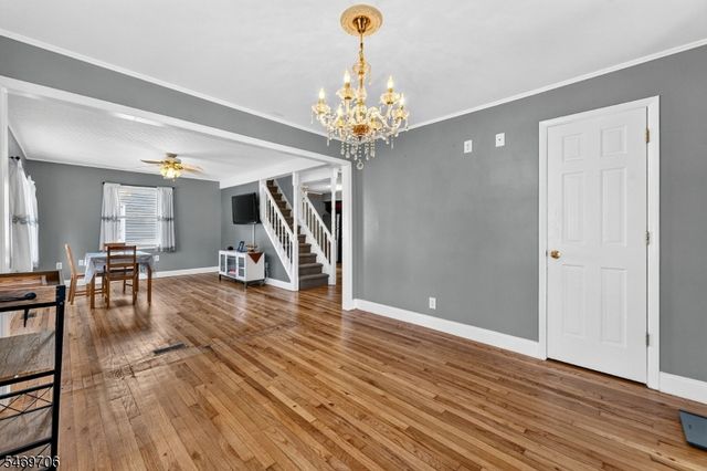 297 Manalapan Rd, Spotswood Boro, NJ 08884