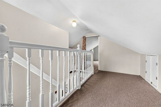 297 Manalapan Rd, Spotswood Boro, NJ 08884