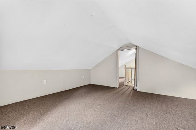 297 Manalapan Rd, Spotswood Boro, NJ 08884