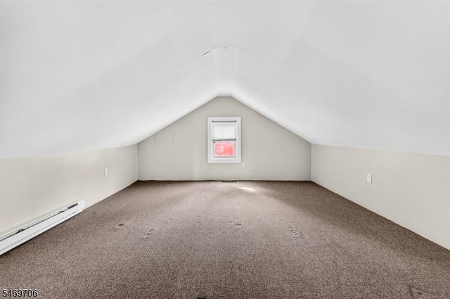 297 Manalapan Rd, Spotswood Boro, NJ 08884