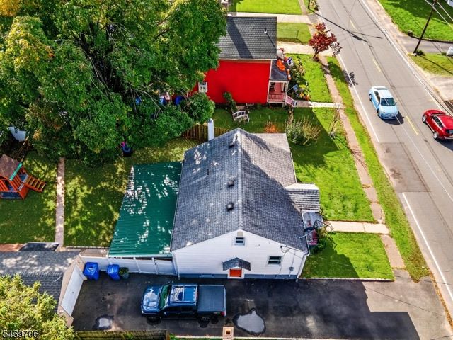 297 Manalapan Rd, Spotswood Boro, NJ 08884