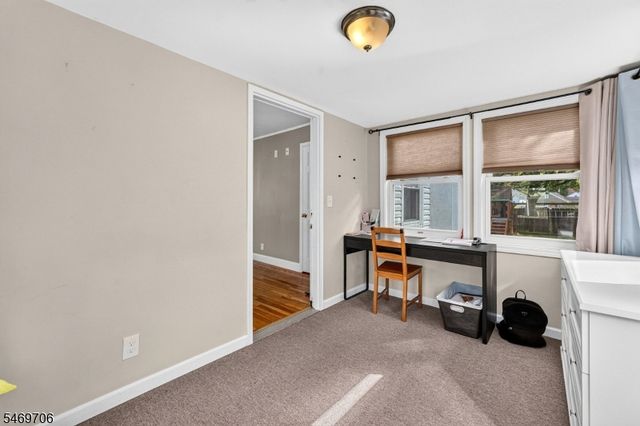 297 Manalapan Rd, Spotswood Boro, NJ 08884