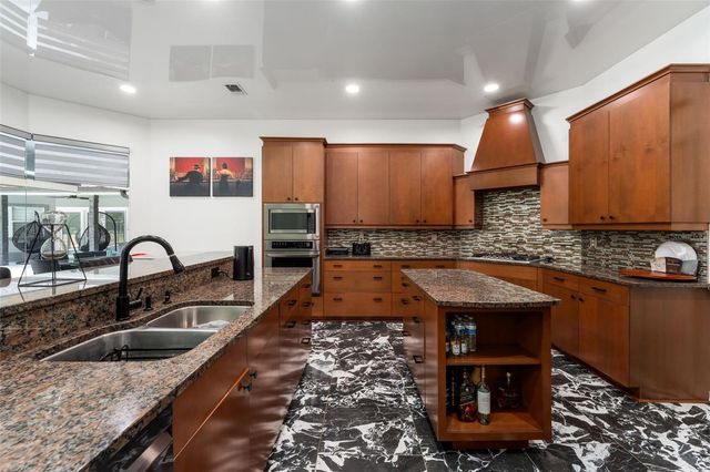 8701 SW 46TH LANE, Gainesville, FL 32608