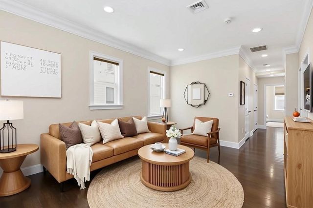 1048 Saratoga Street 2, Boston, MA 02128