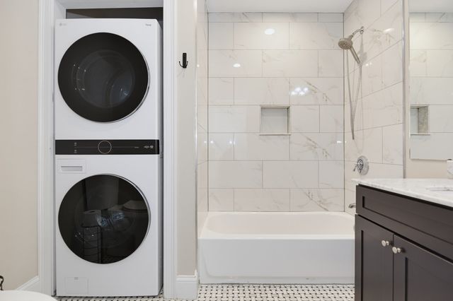 1048 Saratoga Street 2, Boston, MA 02128