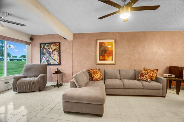 18841 Haywood Terrace 4, Boca Raton, FL 33496