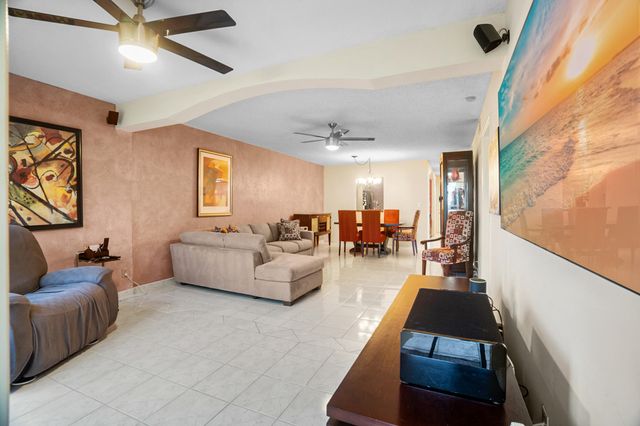 18841 Haywood Terrace 4, Boca Raton, FL 33496