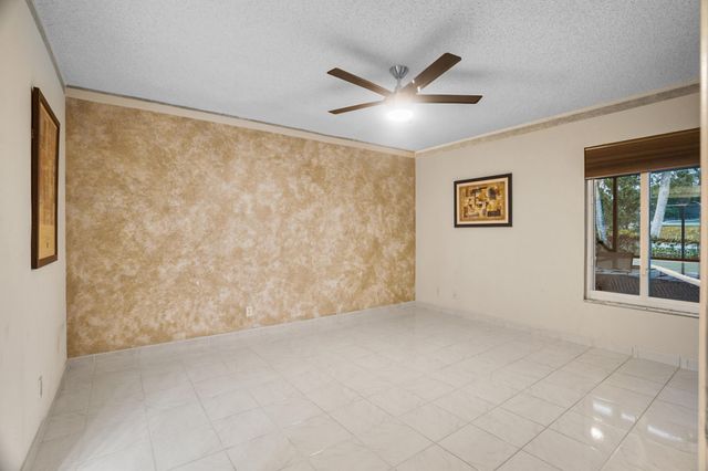 18841 Haywood Terrace 4, Boca Raton, FL 33496