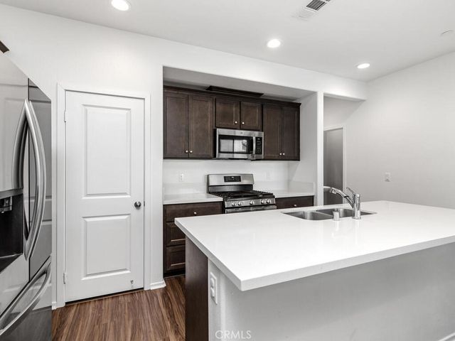 29425 Bovenzi Way, Winchester, CA 92596