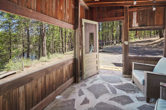 52011 Old Wickiup Road, La Pine, OR 97739