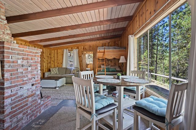 52011 Old Wickiup Road, La Pine, OR 97739