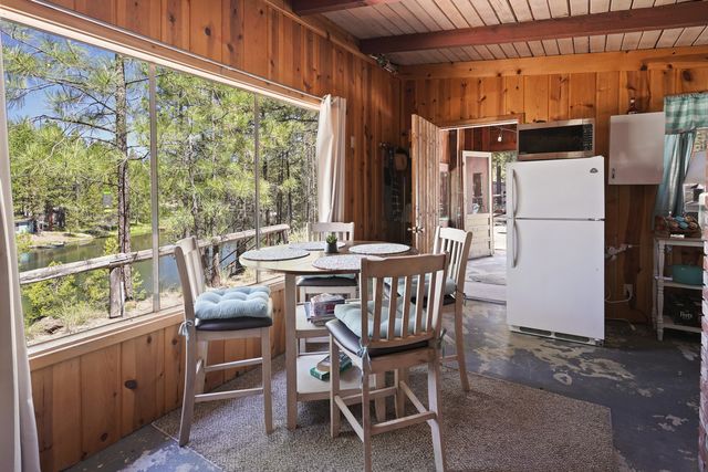 52011 Old Wickiup Road, La Pine, OR 97739