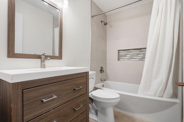 5516 Baneberry Avenue, 30D, Columbus, OH 43235