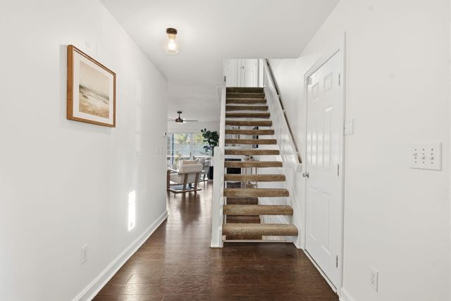 5516 Baneberry Avenue, 30D, Columbus, OH 43235