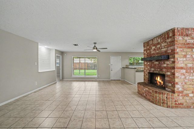 419 Pickford Drive, Katy, TX 77450