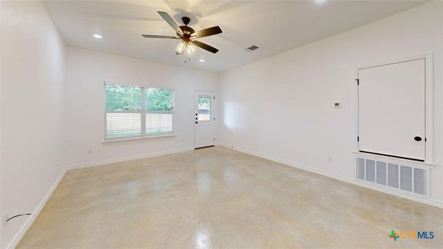 209 Elbert Lane B, Harker Heights, TX 76548