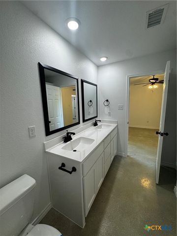 209 Elbert Lane B, Harker Heights, TX 76548
