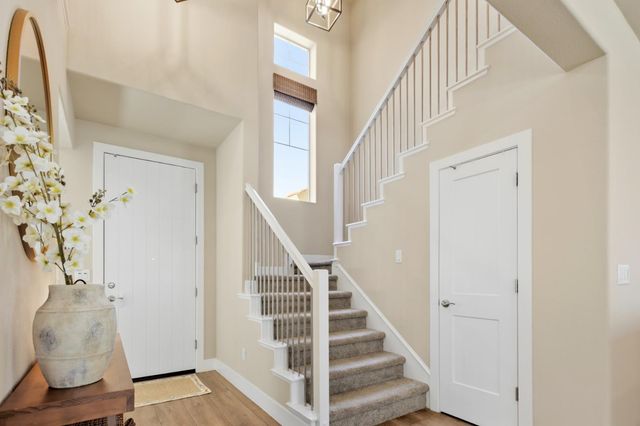 1916 Beale Cir, Lincoln, CA 95648