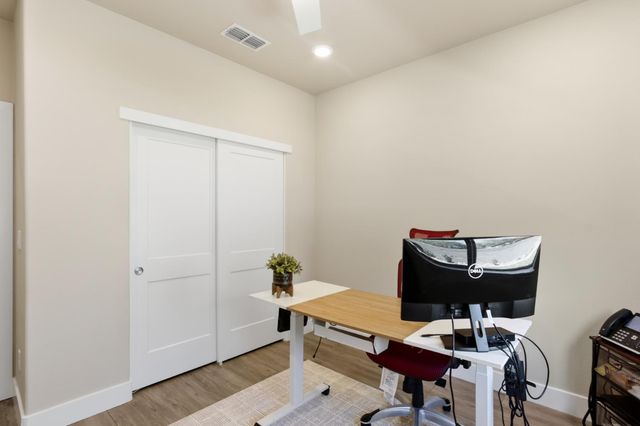 1916 Beale Cir, Lincoln, CA 95648