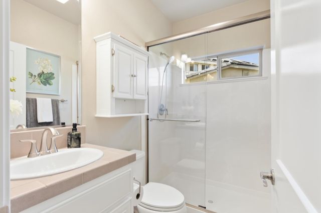 1916 Beale Cir, Lincoln, CA 95648