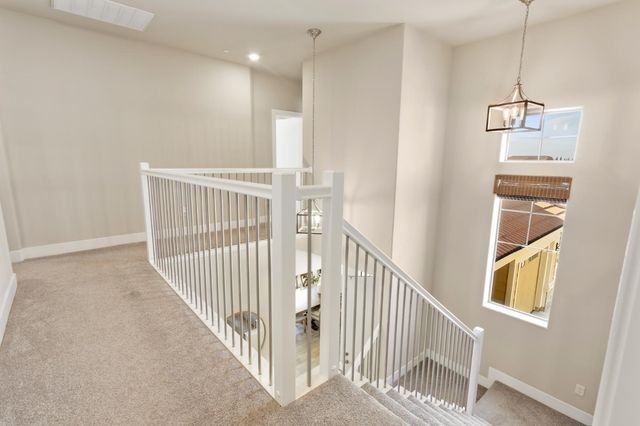 1916 Beale Cir, Lincoln, CA 95648