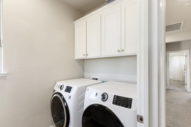 1916 Beale Cir, Lincoln, CA 95648