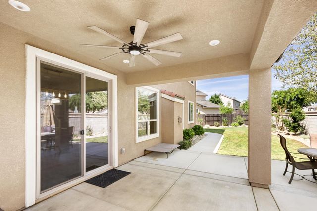 1916 Beale Cir, Lincoln, CA 95648