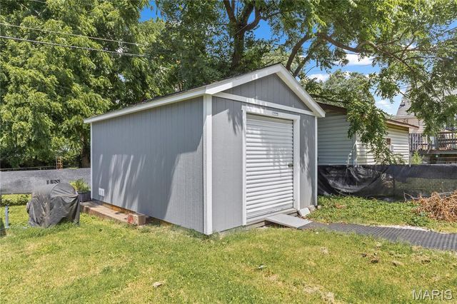 3731 Edmundson Road, St Louis, MO 63114