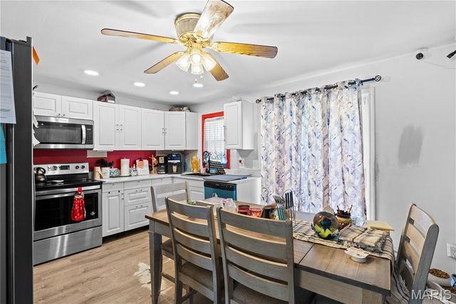 3731 Edmundson Road, St Louis, MO 63114