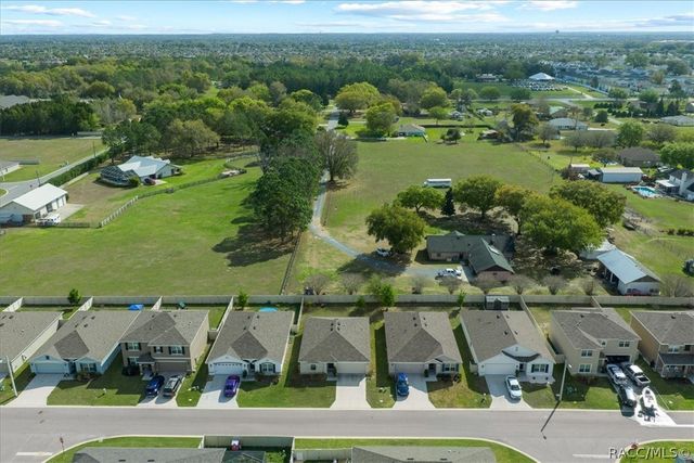 8471 Clearway Drive, Wildwood, FL 34785