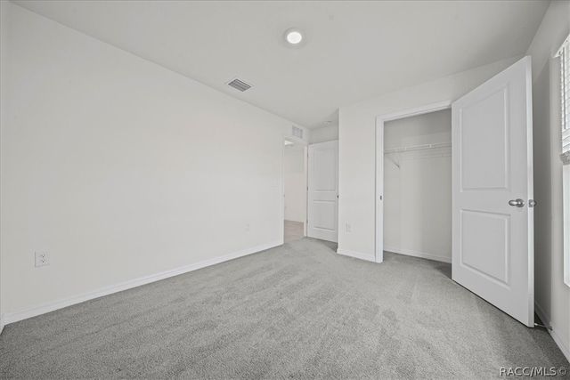 8471 Clearway Drive, Wildwood, FL 34785