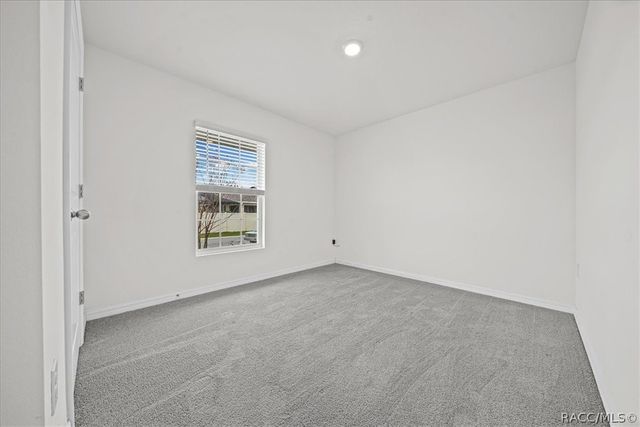 8471 Clearway Drive, Wildwood, FL 34785