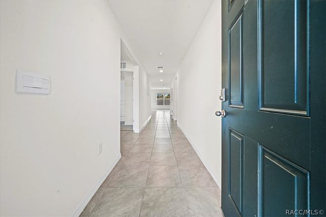 8471 Clearway Drive, Wildwood, FL 34785