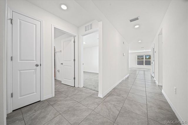 8471 Clearway Drive, Wildwood, FL 34785