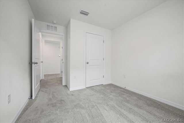 8471 Clearway Drive, Wildwood, FL 34785